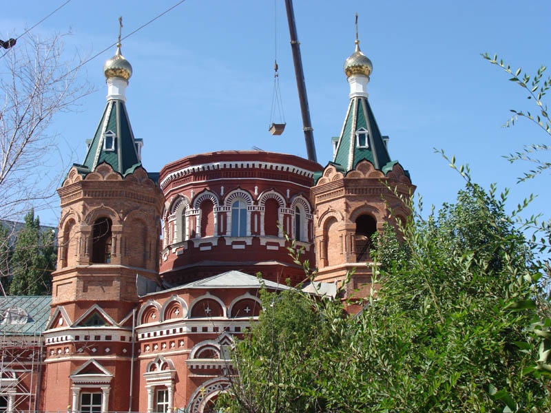 Шатровый Казанский собор, г.Волгоград. Шатры с барабанами главками и крестами изготовлены на предприятии ООО Энергомашпром